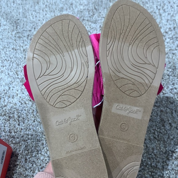 Cat and Jack Girls ‘Gwen’ Open Toe Sandals - Picture 5 of 5